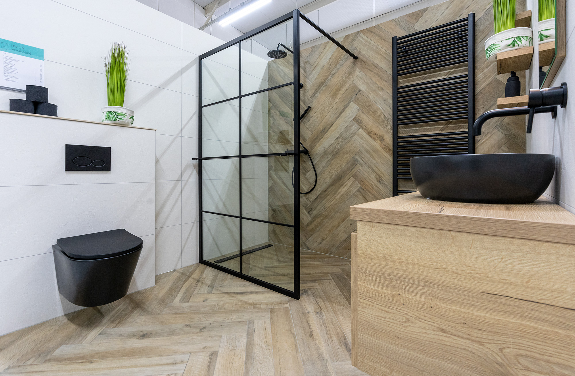 Badkamer vloer met vloerverwarming - praktijkfoto 3